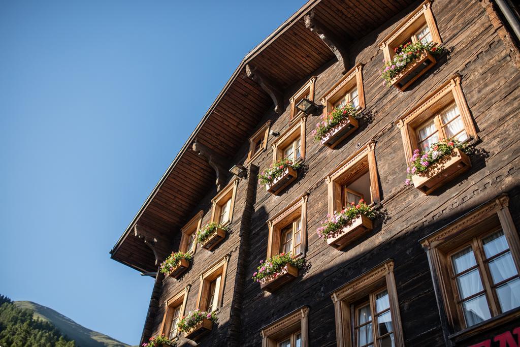 Hotel Nufenen Ulrichen Extérieur photo